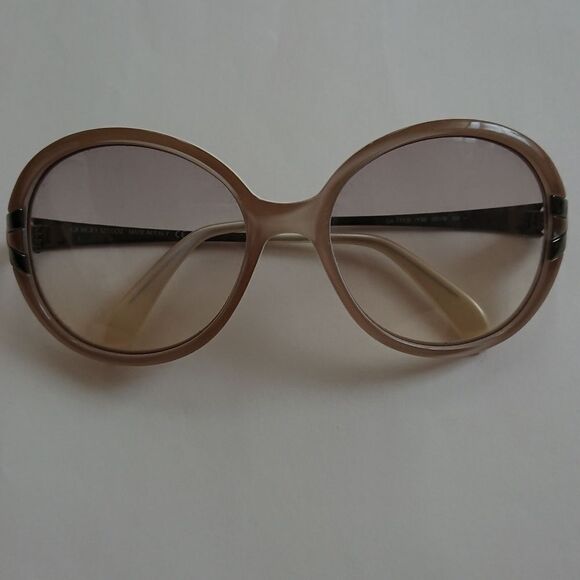 Giorgio Armani Accessories - Giorgio Armani GA 777/s 56 18 130 Ivory and gray sunglasses